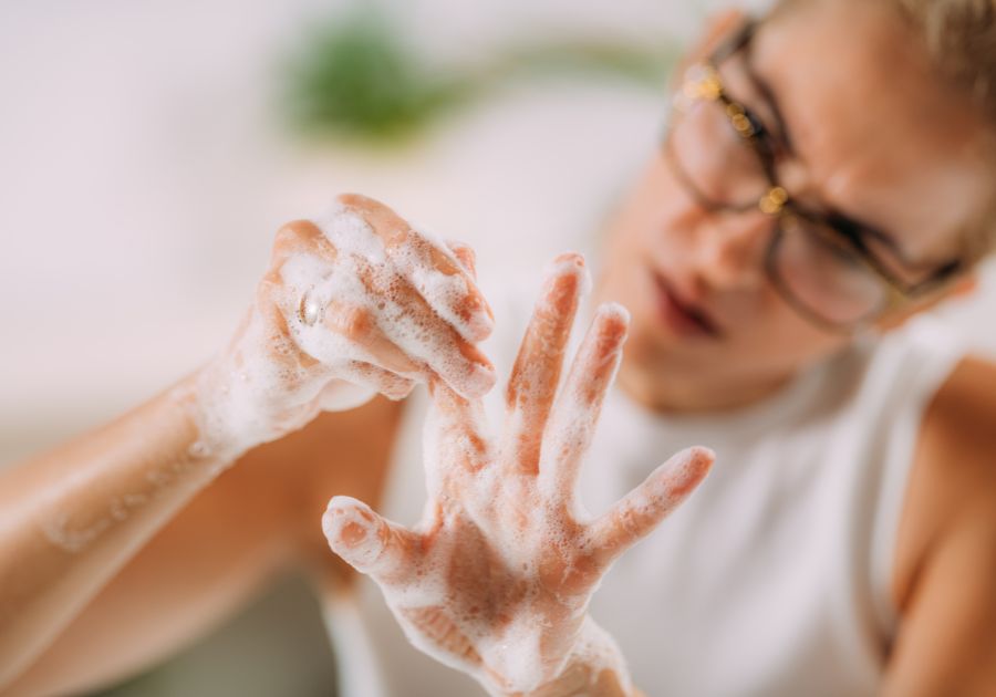 woman washing hands, obsessive thoughts, OCD